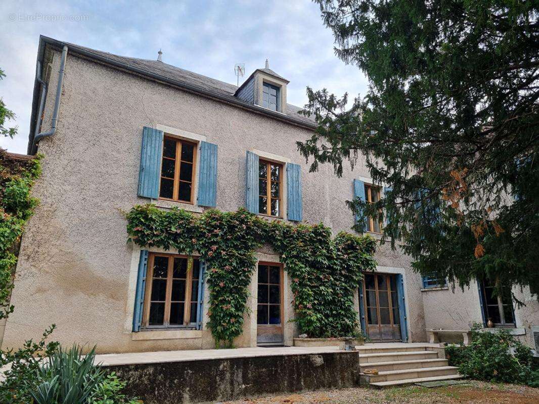 Maison à CHATEAUNEUF-SUR-CHER