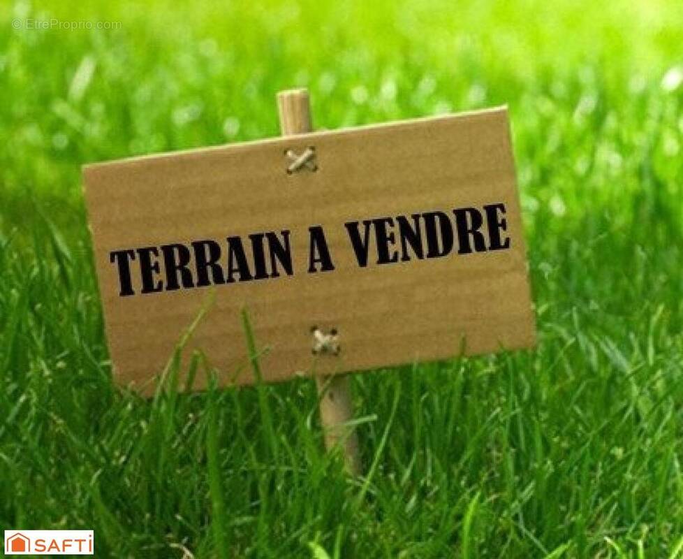 Photo 1 - Terrain à GUICLAN