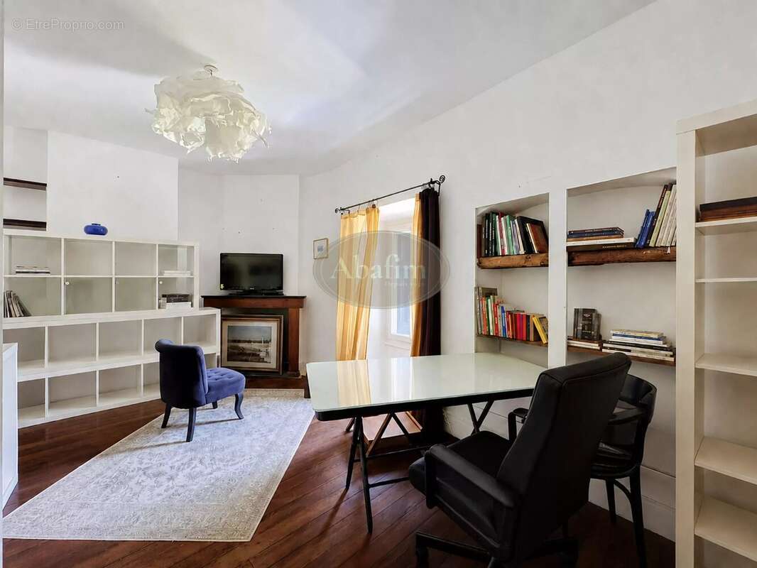 Maison de caractère avec dépendance - photo 11
