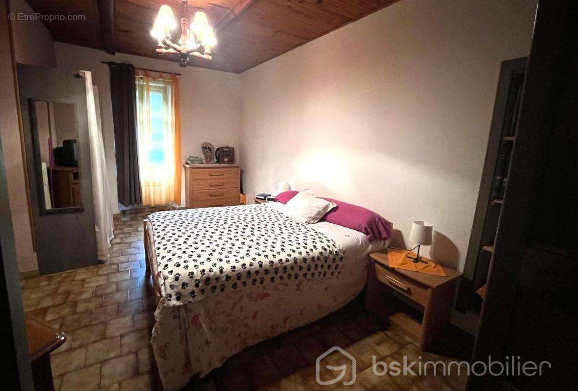 Maison à ROBIAC-ROCHESSADOULE