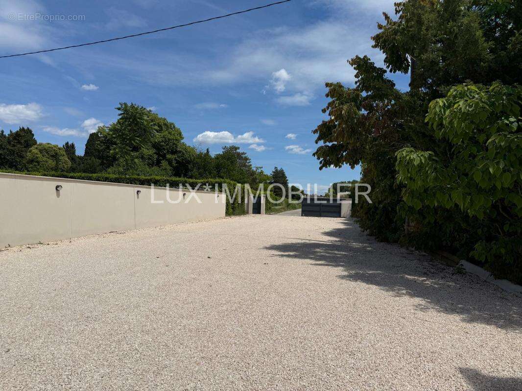 Tarascon - maison contemporaine - piscine - calme - annexes - photo 12