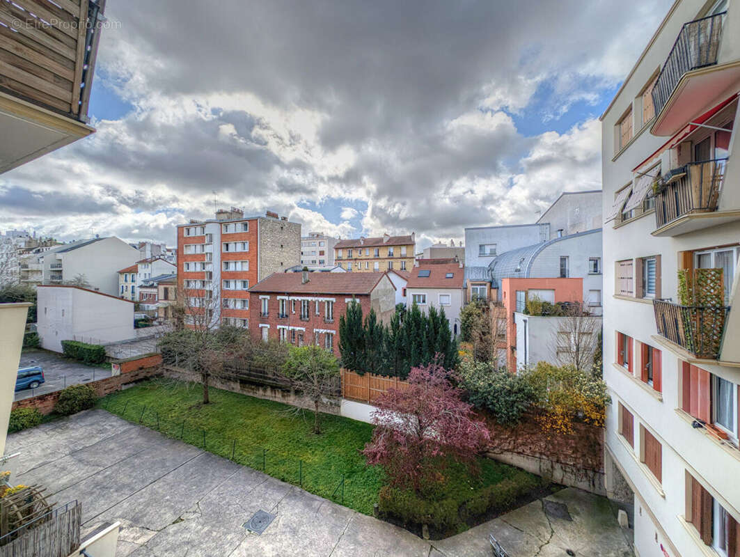 Appartement à LA GARENNE-COLOMBES