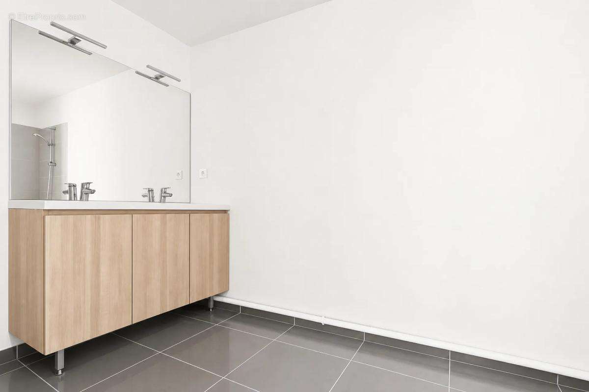 Appartement à ARPAJON