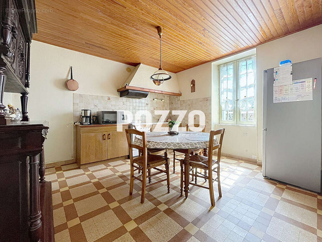 A vendre maison de 3 pieces et de 90 m2 a vire-normandie (14) - photo 4