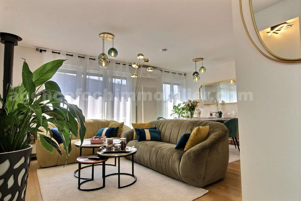 exposio_132234861 - Maison à SAINT-MAUR-DES-FOSSES