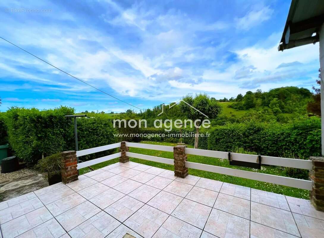 Maison à SAINT-MARTIN-OSMONVILLE