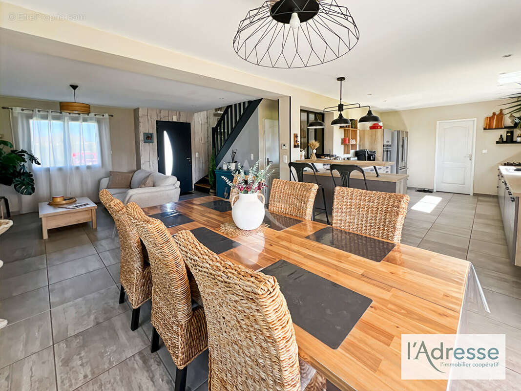 Maison à FRESNE-LE-PLAN