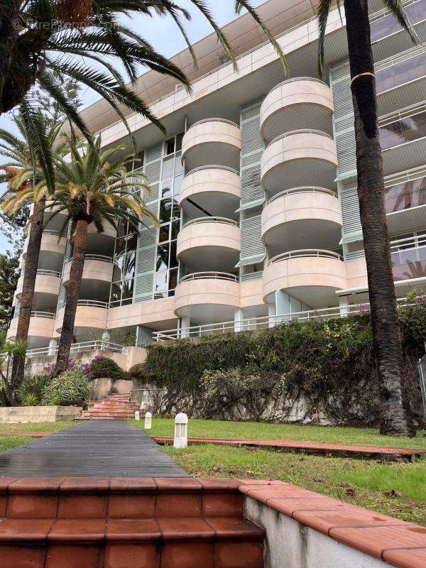 A vendre f4 de standing- res l'araucaria - ajaccio - photo 16