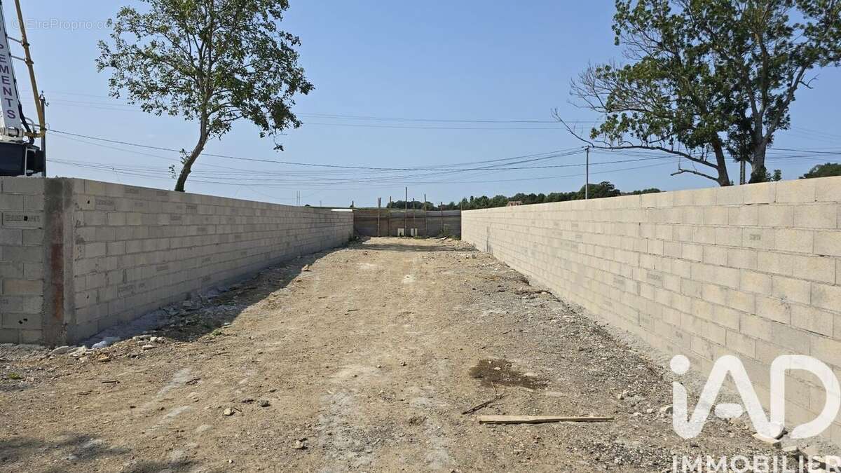 Photo 2 - Terrain à OZOUER-LE-VOULGIS