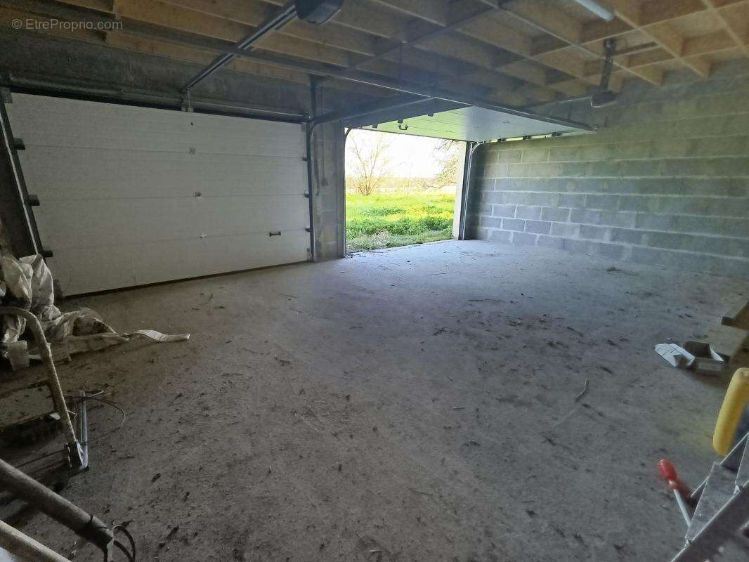 Maison à VALLON-SUR-GEE