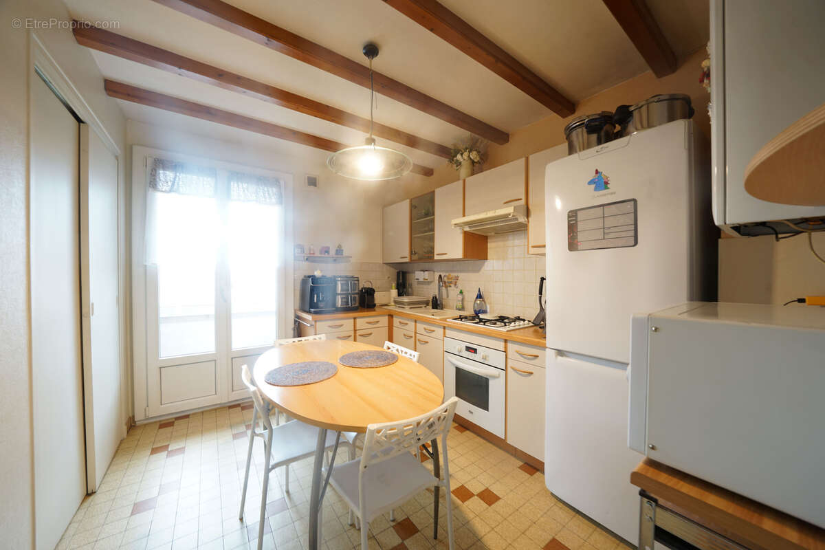 Appartement à FONTAINE