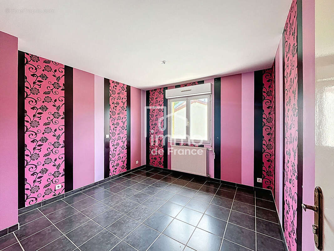 Maison à OYONNAX