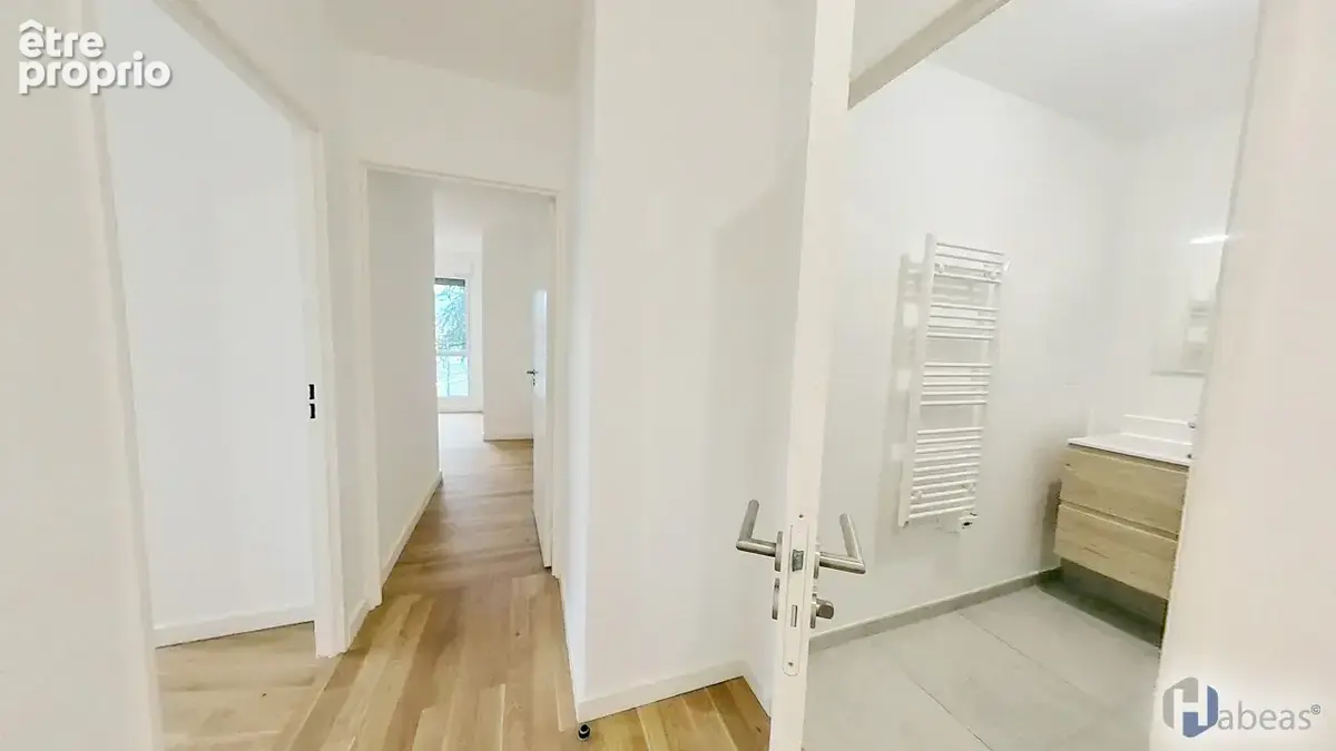 Attique d'Exception : T5 de 102 m² avec Terrasse Plein Ciel - photo 8