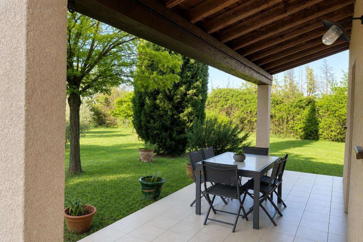 Maison avec piscine, 5 pièces, Saint-Hilaire-de-Brethmas - photo 22