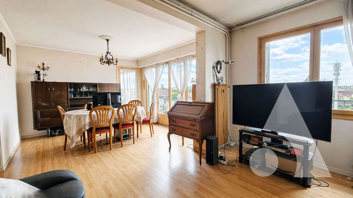 Appartement Taverny 4 pièce(s) 81.72 m2 avec balcon - photo 2
