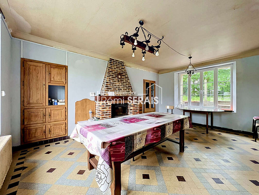 Maison à POTIGNY