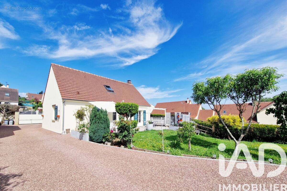 Photo 1 - Maison à LE THILLAY