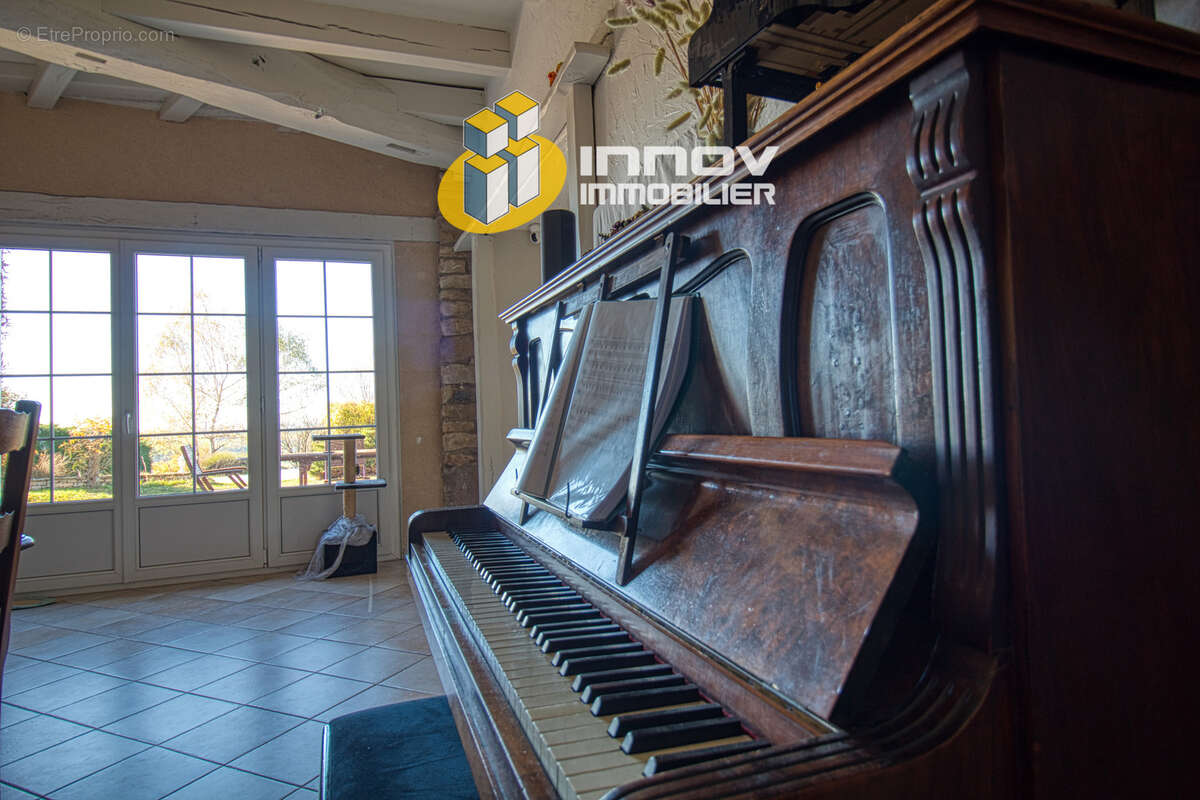 Maison à SAINT-MARTIN-D&#039;AUXY