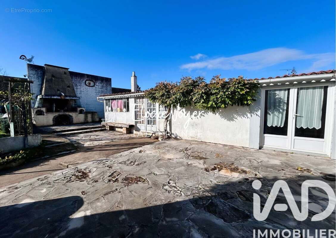 Photo 2 - Maison à THOUARS