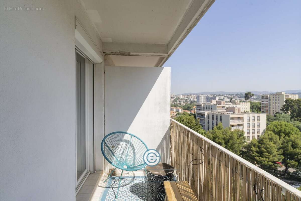 Appartement à MARSEILLE-10E