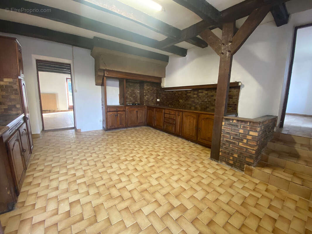 Maison 216m² à étuz - photo 3