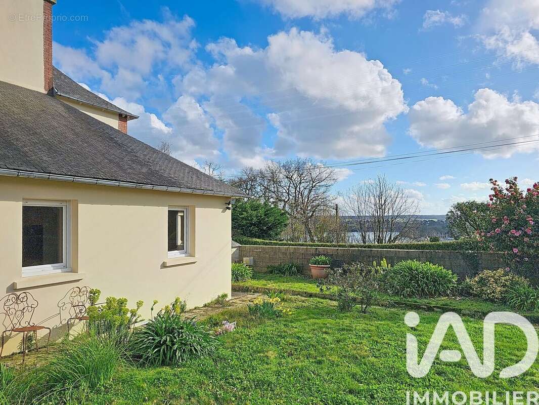 Photo 4 - Maison à LEZARDRIEUX