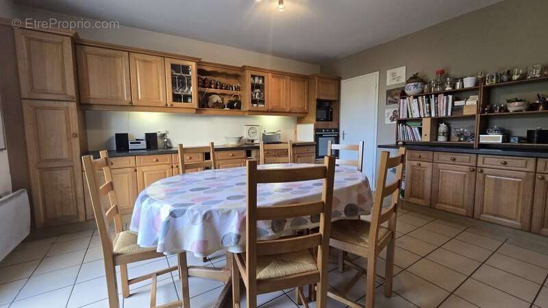 Maison à COURDIMANCHE