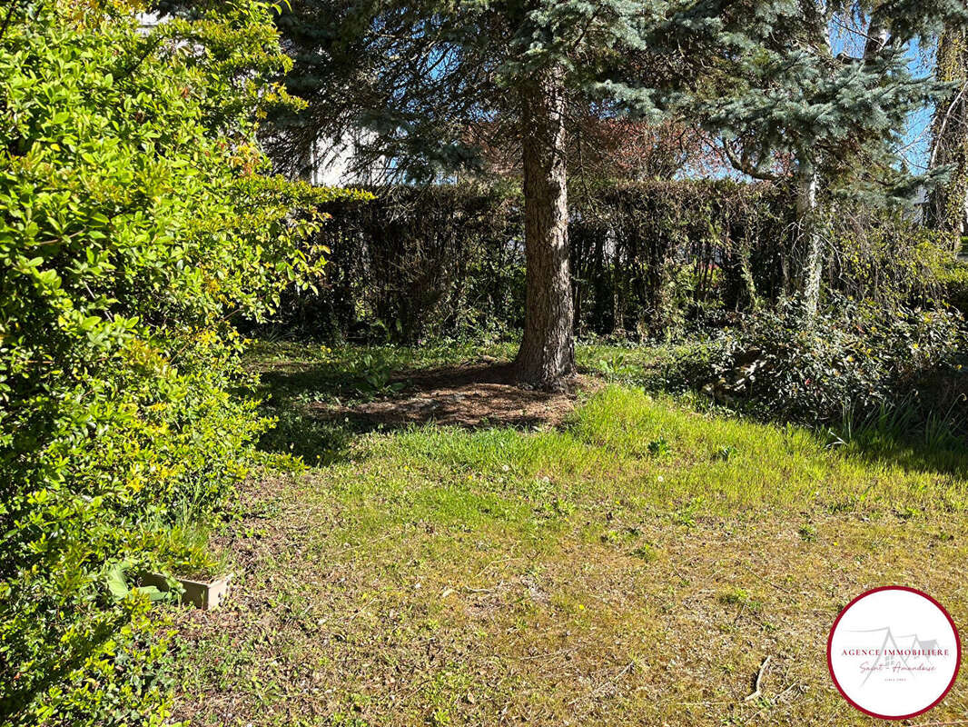 Maison à SAINT-AMAND-MONTROND