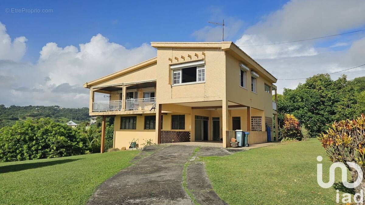 Maison 163 m² à Le Marigot  - photo 1