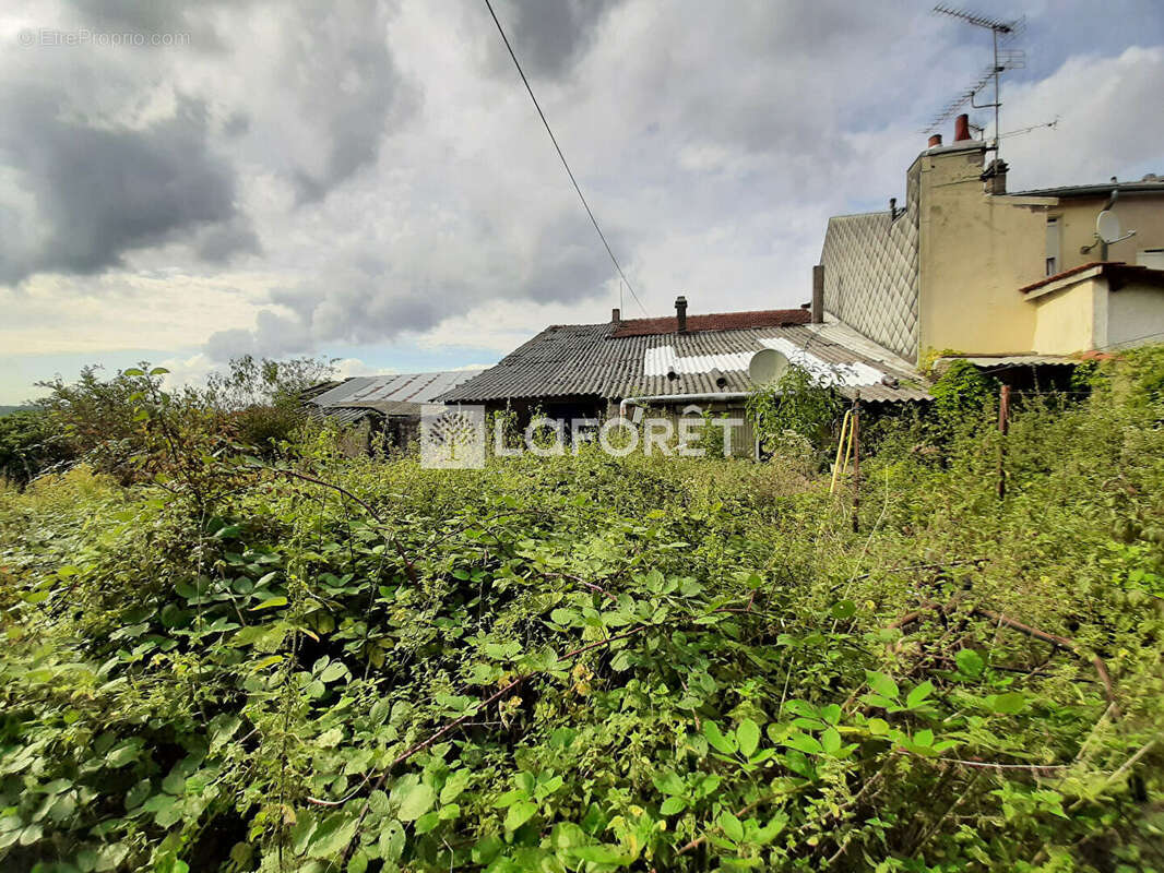 Maison à CONTZ-LES-BAINS
