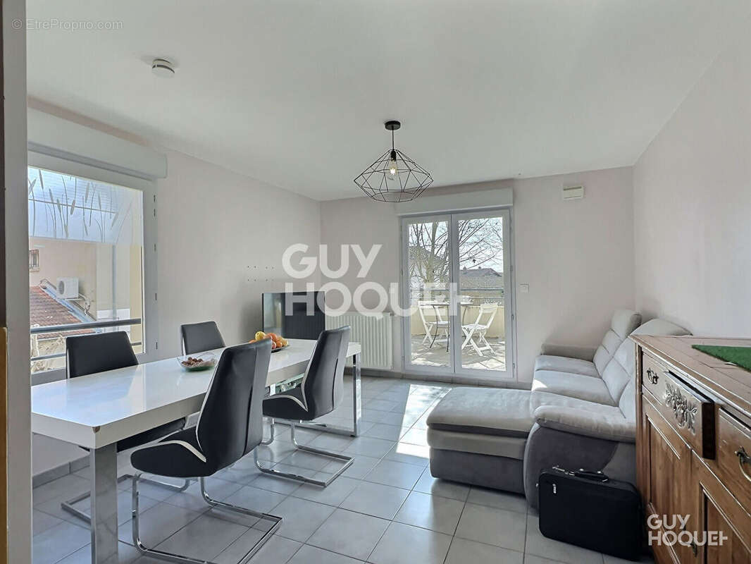 Appartement à BRINDAS