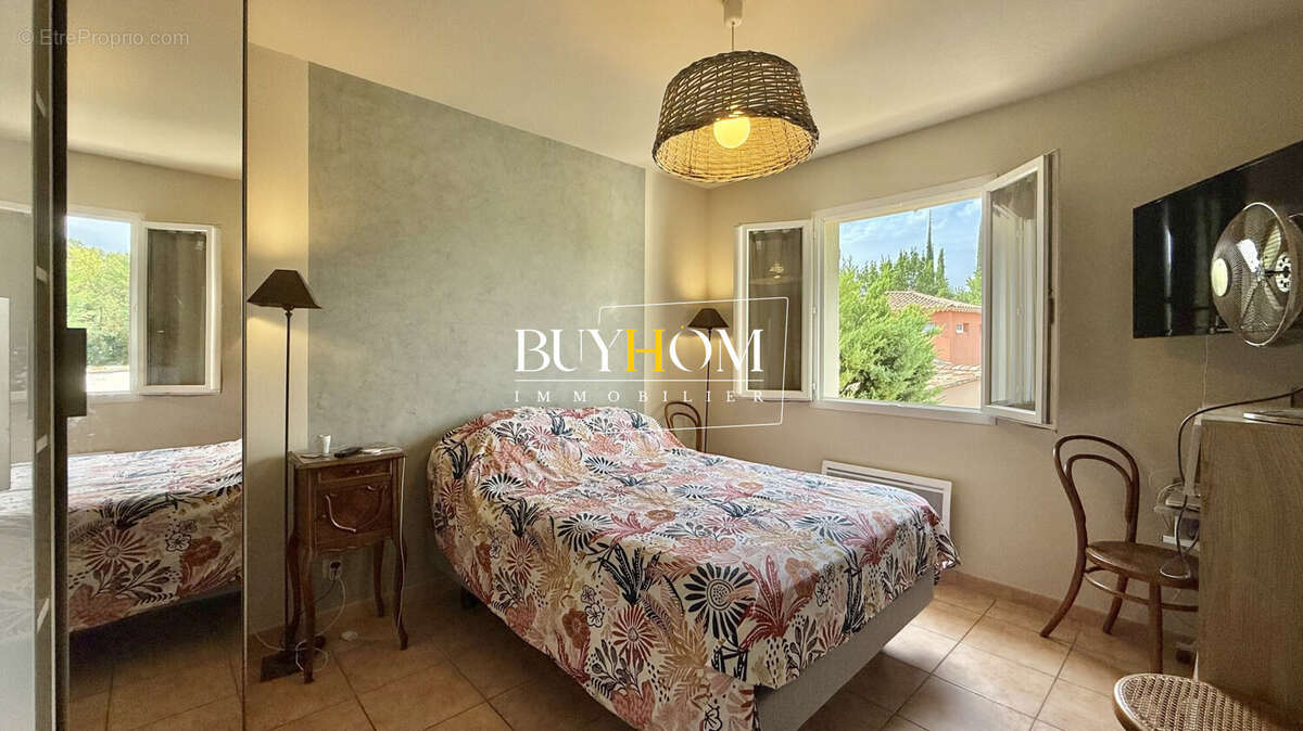 Maison 118 m² à L'isle-Sur-La-Sorgue  - photo 9