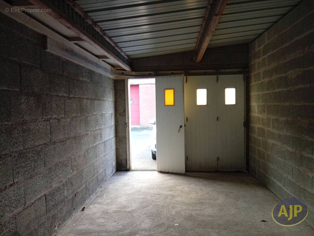 Parking à PAIMBOEUF