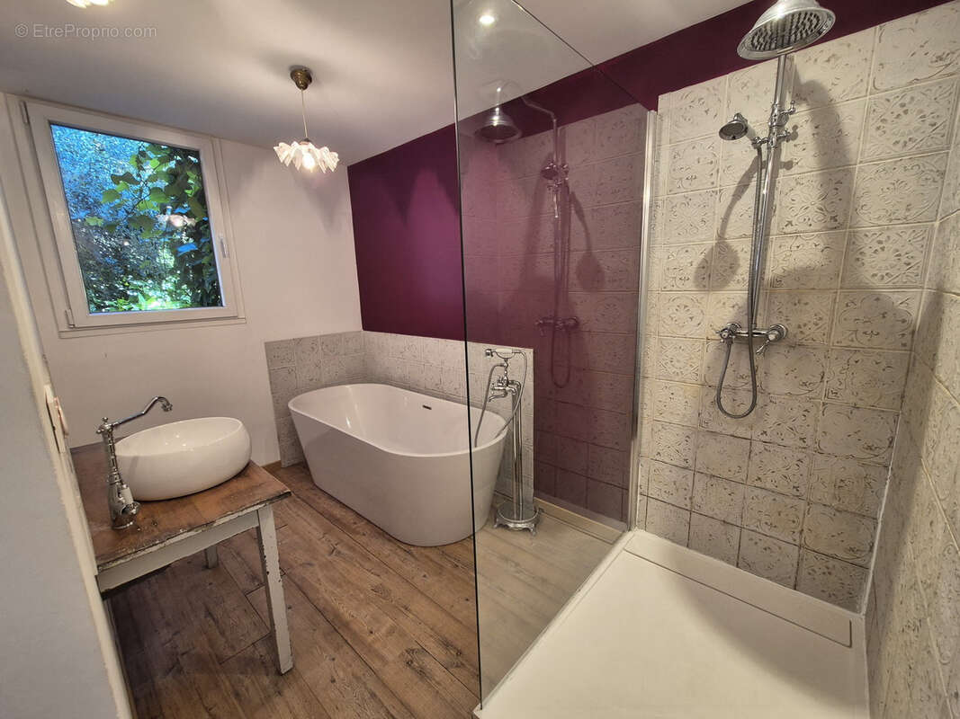 Maison familiale T8 secteur calme - photo 4