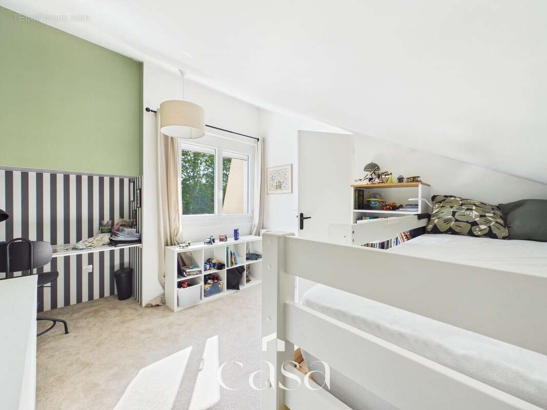 Maison 121 m² à Herouville-Saint-Clair  - photo 8