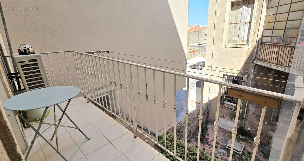Sète  cur de ville  appartement dans immeuble bourgeois - photo 4