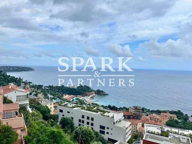 Appartement à ROQUEBRUNE-CAP-MARTIN