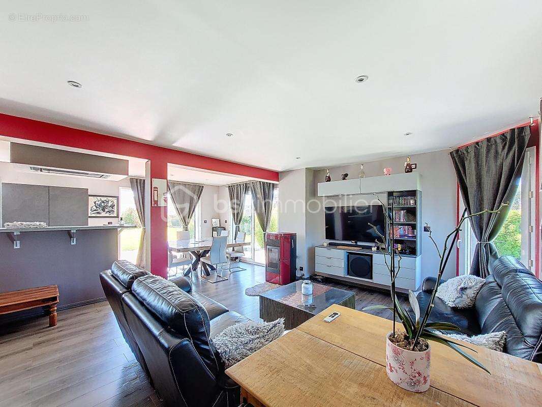 Maison à SAINTE-MERE-EGLISE