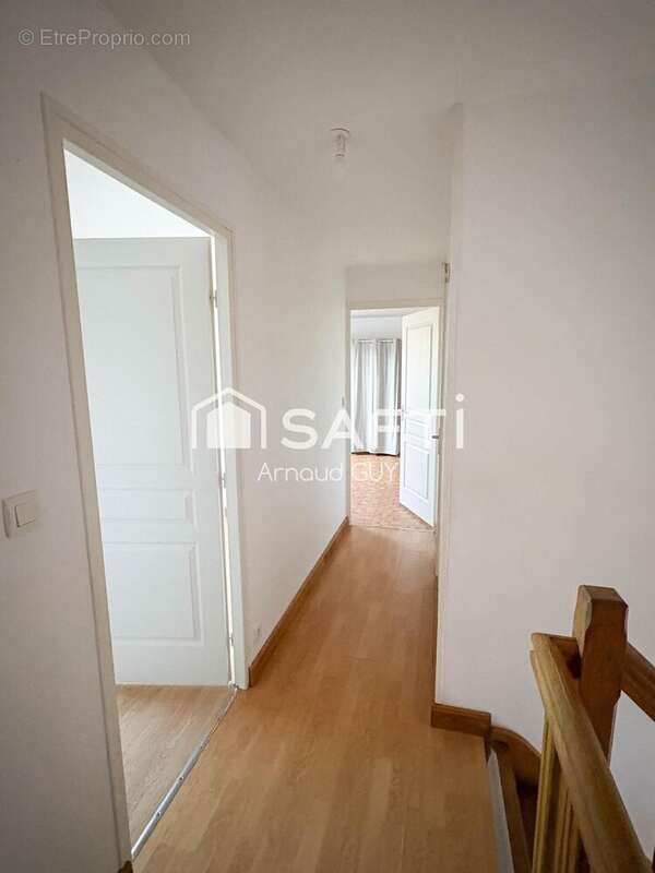 Maison 160 m² à Monhoudou  - photo 6