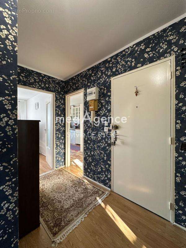 Appartement T3 - photo 2