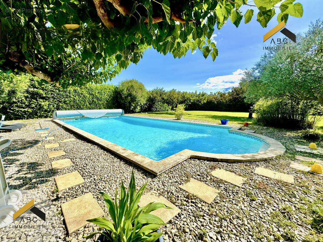 Maison à PIOLENC