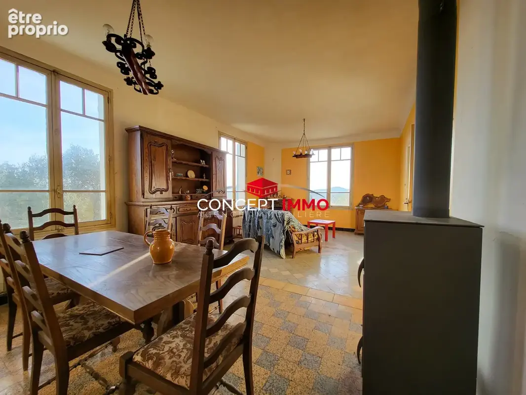Maison à SOLLIES-VILLE