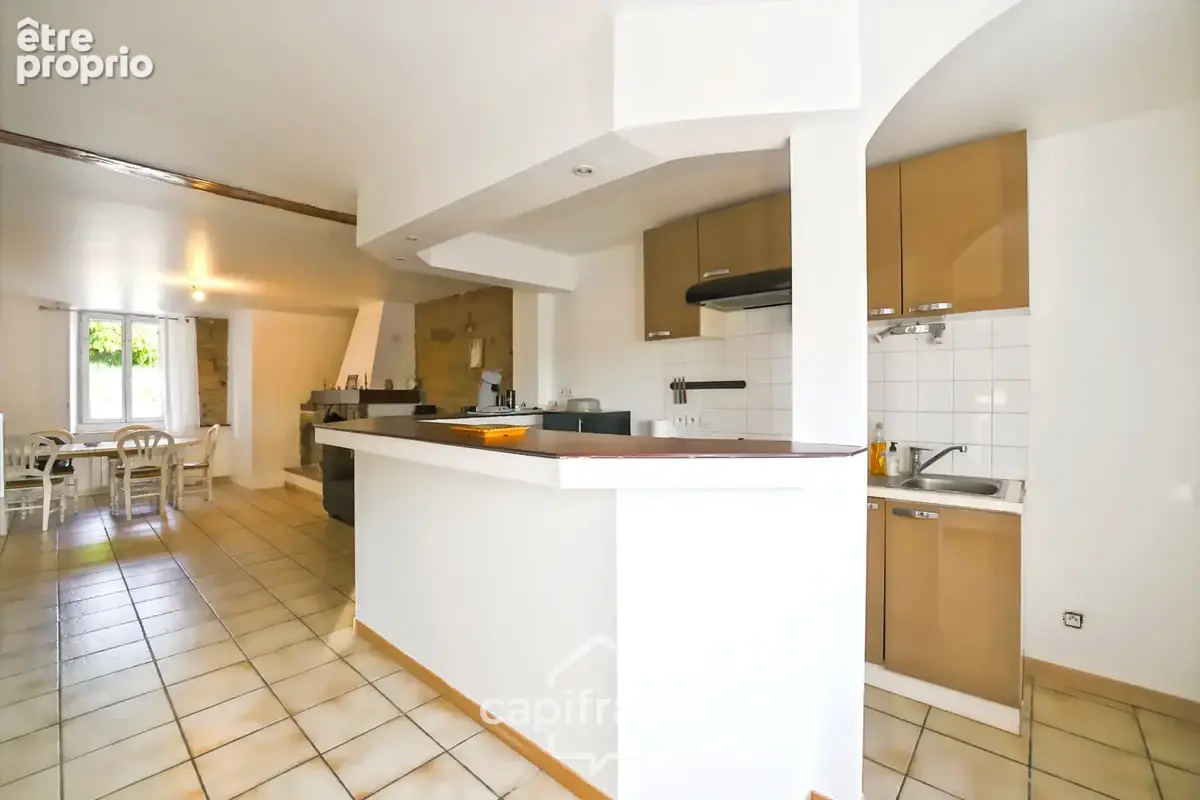 Maison de 190m² avec 2 logements indépendants - 4 chambres - terrain 1 220m² - vue Revermont - photo 10