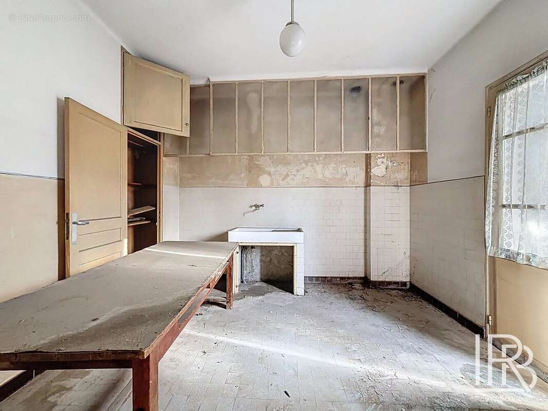 Appartement à MARSEILLE-11E