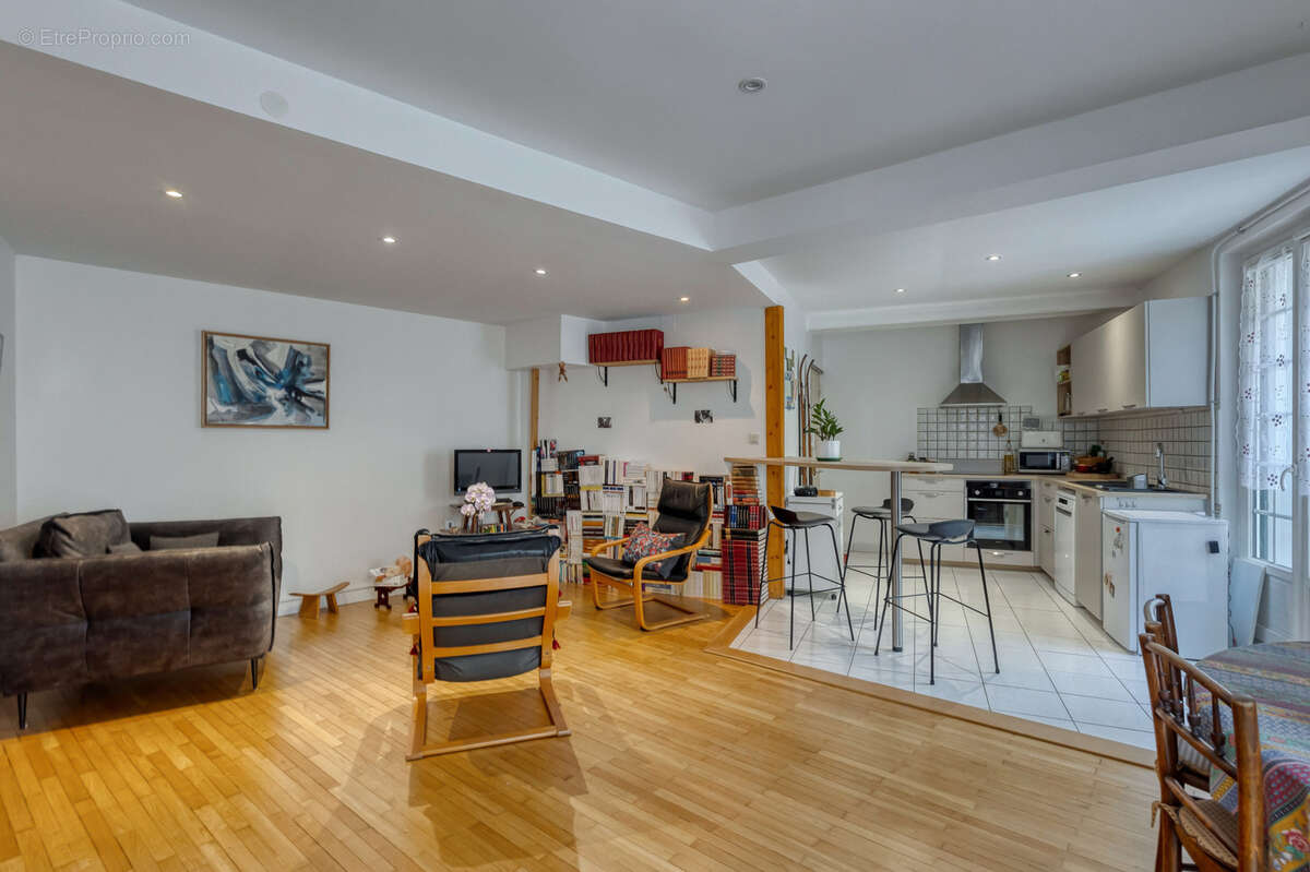 Appartement à SASSENAGE