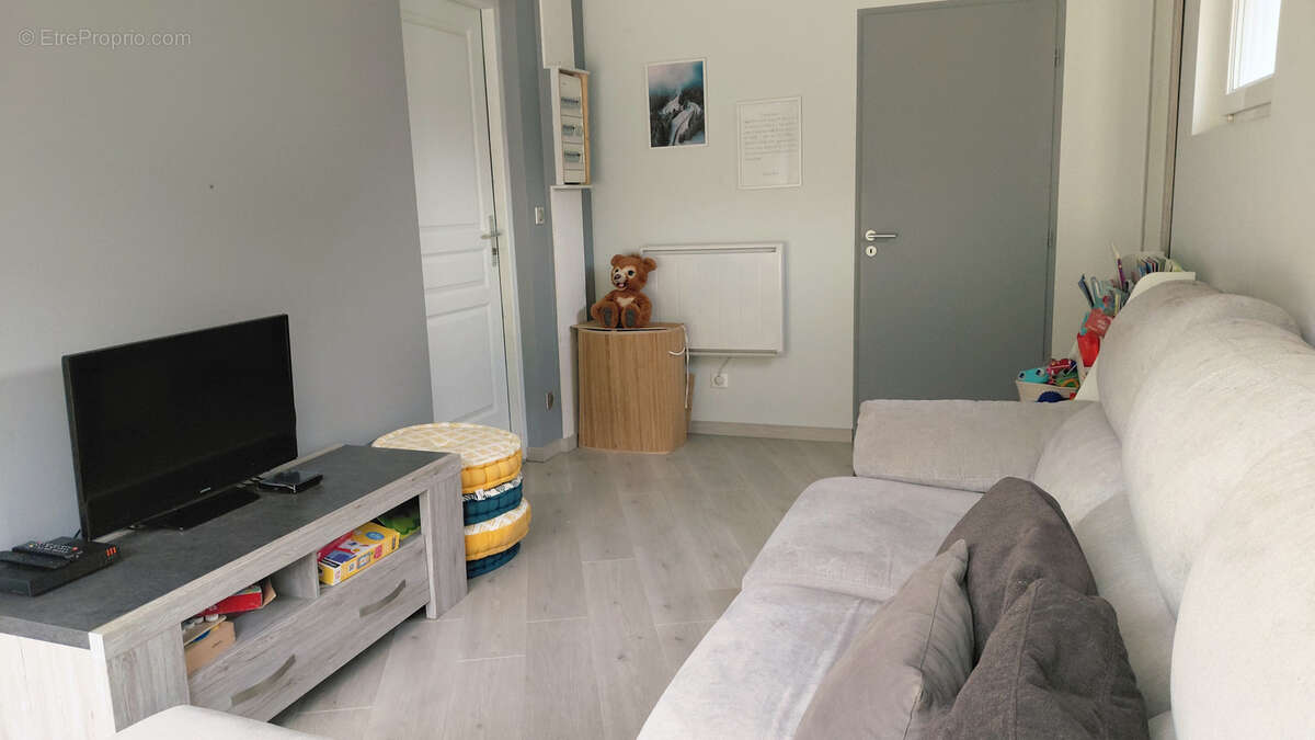 Maison à PLAIMBOIS-VENNES