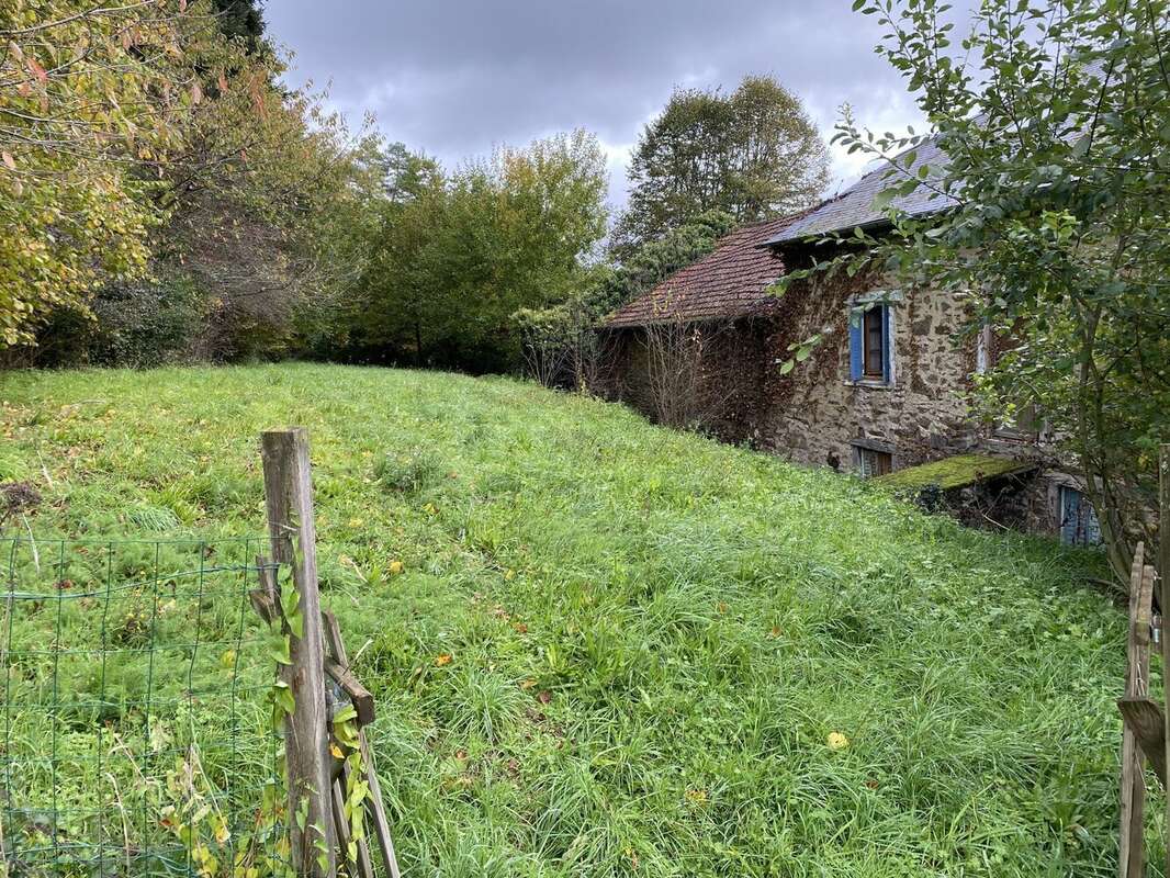 Maison à SUSSAC