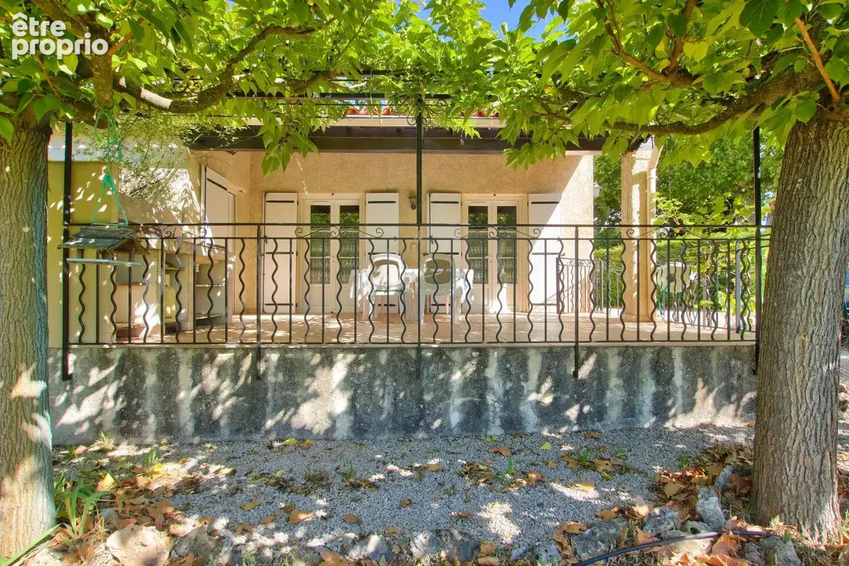 Maison à TAVERNES