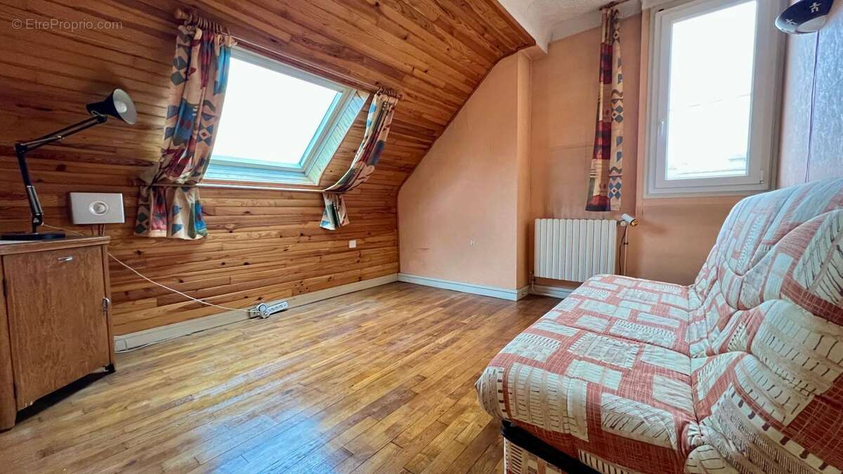 Maison à NEUILLY-SUR-MARNE