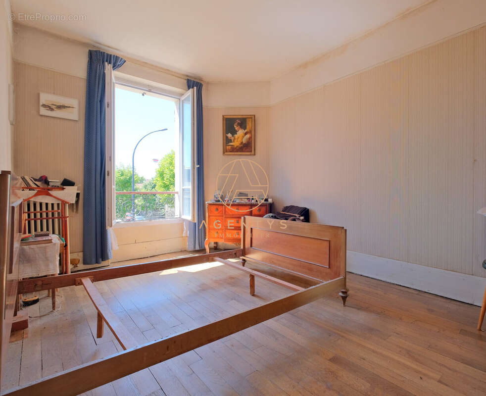 Maison à CHAMPIGNY-SUR-MARNE